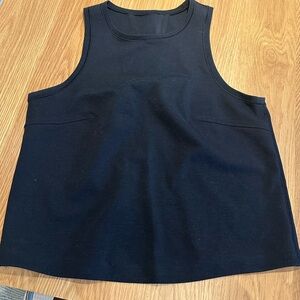 Lululemon Black Sleeveless Cropped Top